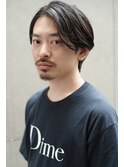 スーツ短髪ツーブロック束感モテる黒髪シークレットパーマ流行