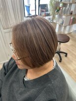 コエ(coe)&nbsp;20代30代40代大人可愛いひし形ショートボブ