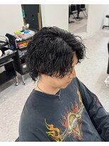 ブライト(BRIGHT) ツイストスパイラルパーマセンターパートウルフ