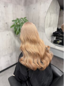 ノーン(NONE) 暖色ミルクティーカラー