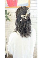 リール(THE RIRE.)&nbsp;＊THERIRE. 結婚式お呼ばれ×リボンアレンジ＊