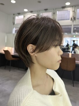 ビューエヒメ(VIEW EHIME) 20代30代40代小顔くすみベージュマッシュショート