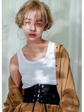 テトヘアー(teto hair) SHORT［前下がり・似合わせ・ハイトーン］