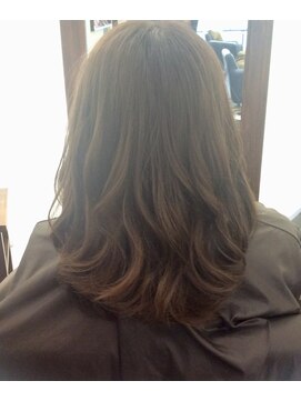 アイルフィルダウス(airfirdaus) ミディアムレイヤー