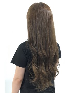 ガレリアエレガンテ 名駅店(GALLARIA Elegante) 外国人風カラー