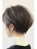 耳掛け可愛いショート