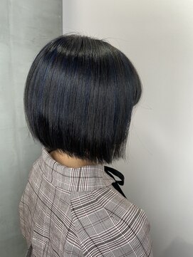 リーオオサカ(Lee Osaka) ボブスタイル×東芽生