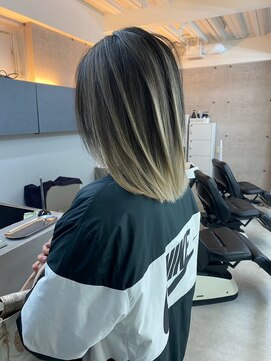 イキ 表参道(iki omotesando) モード/無造作ウェーブ/大人ガーリー[表参道駅]