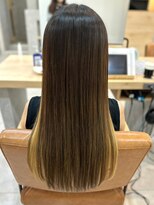 テトテ 三宮店(Tetote)&nbsp;艶髪ストレート/矯正系髪質改善 / イヤリングカラー
