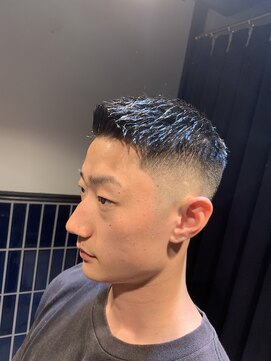 アントレース 東池袋店(UNTRACE) 池袋　フェザーアップ　フェード【メンズ/バーバー/理容室】