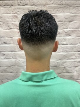 グレイスフル バーバープラチナム 六本木店(Graceful Barber platinum) メンズ/スキンフェード/刈り上げ/ショート/清潔/ビズヘア
