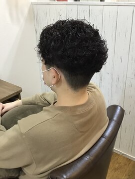 ヘアーズ ビガップ(hair's Big up) メンズパーマ