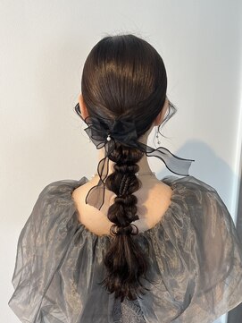 マリエプレシャスサロン(Marie Precious Salon) 編みおろしポニーヘアセット