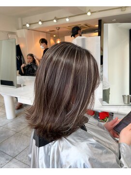 ブレンド 渋谷(BLend) 黒髪ボブルフネビージュ小顔ワンレンスペインカール