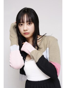 イル(ill) 黒髪 ロング 前髪 大須