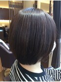 ツヤ髪ストレート髪質改善丸みボブスタイル20代30代40代