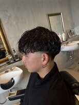 バーバーショップ フォーシーズン(BAR BER SHOP FOURSEASON)&nbsp;シャドウパーマ/テーパーフェード/スキンフェード」