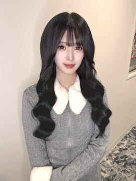 ブランシスヘアー(Bulansis Hair) ゆる艶ロング × 韓国風バング