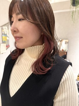 イヤリングカラー×レイヤースタイル