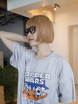 ディッセンバー 神宮前(December) ワイドバングマチルダボブ切りっぱなしボブ オレンジベージュ