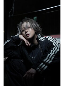 シン(syn) 中性ウルフ