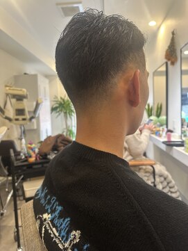 アクシア ヘア(Axia. Hair) ナチュラルフェード