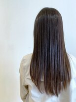Maison ushiwakamaru 沼津駅北口店【メゾンウシワカマル ヌマズエキキタグチテン】&nbsp;毛先までまとまる艶ロング／髪質改善