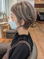 ヘアスタジオルース(HAIR STUDIO LUZ)&nbsp;40代50代60代の大人ボブ/白髪ぼかしハイライト/堀江/北堀江