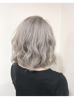 ヴィダ クリエイティブ ヘアーサロン(Vida creative hair salon) 海外セレブもビックリ！ホワイトベージュ！