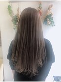シフォンベージュ