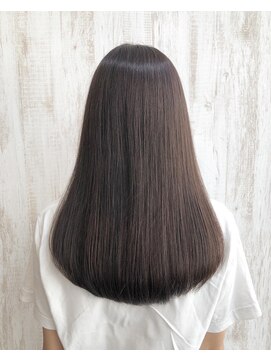 ジーナ 札幌(Zina) 【Zina札幌】イメチェン毛先パーマ耳かけ×フォギーベージュ