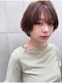 くすみベージュ小顔くびれショートボブ