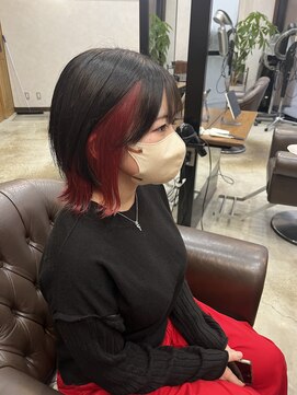 アールトゥーヘアー(art To Hair) ウルフカット/インナーカラー/レッド/くびれヘア/20代30代