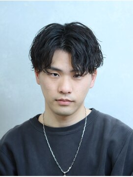 コンフィデンス メンズヘアー(confidence MEN'S HAIR) ツイスパアップバング