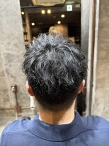 カーニー 上野(kearny)&nbsp;ツイストスパイラルパーマ縦落ちパーマメンズ波巻きパーマ