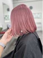 ナナ(NANA)&nbsp;ピンク/ブリーチ/カラー/ボブカット