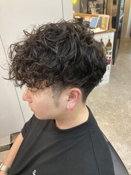 フランクスバーバーリザーブ 人形町店(FRANK’S BARBER RESERVE) スペインカールi