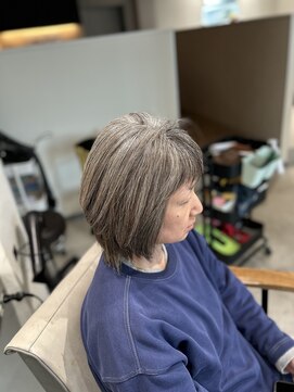 エルピス 大和店(elpis) 根元が気にならない白髪ぼかし