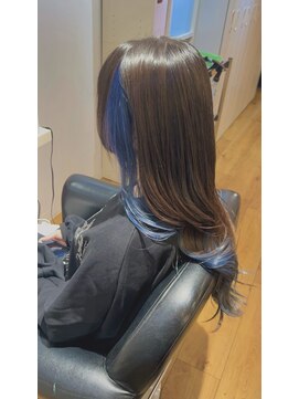 アヴァンス 天王寺店(AVANCE.) 【ロングヘア】×【インナーブルー】