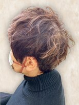 ヘアーサロン ティアレ(hair salon Tiare)&nbsp;大人キレイハンサム束感ショートグレイカラーウェーブショート