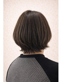 ヘアーズ グラッド(hairs glad)の写真/髪や頭皮への刺激が少ない自然由来の成分で、ダメージレスにしっかり染まる♪いつまでも若々しく綺麗に。