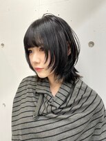 シーン(seen)&nbsp;【ミディアムハッシュカット】ロングウルフレイヤーカットボブ