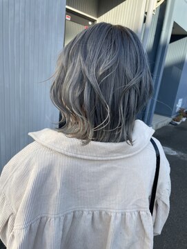 アース 仙台荒井店(EARTH) シルバー系カラー