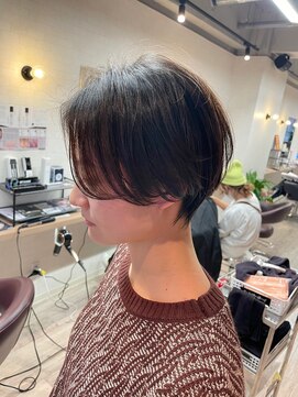 コワファーストナガサキシャンプーボーイ(COIFF1RST NAGASAKI SHAMPOO BOY) 大人可愛い20代30代40代黒髪前下がりショートボブ丸みショート◎