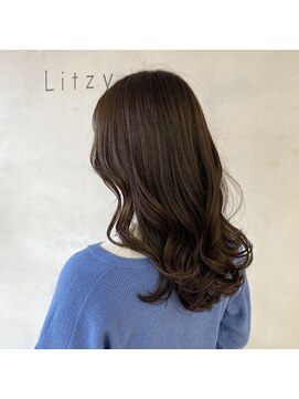 リジー(Litzy) 柔らかグレージュカラー【三國麗奈】