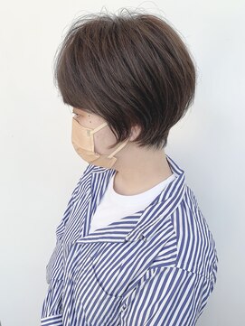 ステア ケース(stair case) 大人かわいい耳かけくびれマッシュショート20代30代40代髪型