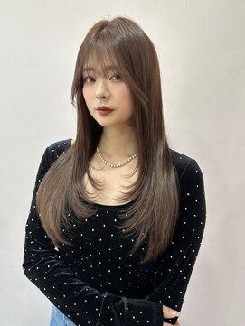 ボタン シブヤ(VOTAN SHIBUYA) 韓国ヘア/顔まわりカット/前髪あり/ストレートヘア