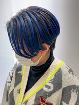 スー(suu)&nbsp;大人ショートボブハイライトショートネイビーブルー下北沢