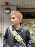 ベージュ スパイキーショート フェード スキンフェード
