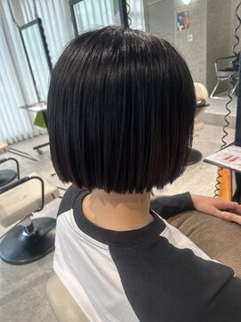 チャオ バイ ミチ(Chao by MICHI) 【 Chao aya 】顎上切りっぱなしボブ